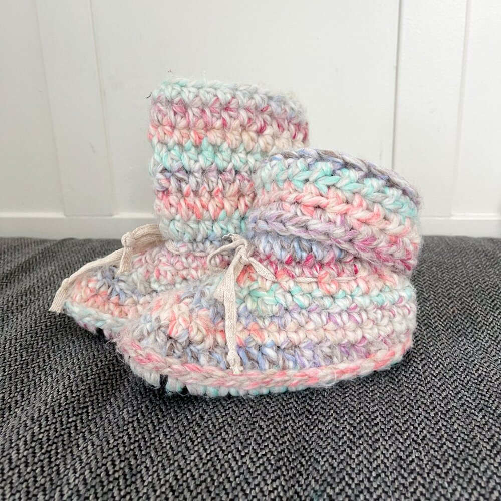 Size 8-10t, 3-5yrs Crochet Boot Slippers, Booties, Handmade, Moccasins, Toddler